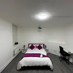 Super Double Bedroom Zone 1