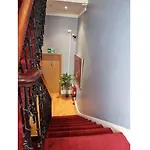 Fg1- Ground Flr Flat Good For 4- Near Hyde Park