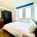 Comfy Two Bedroom Flat Edgeware Road In Central London
