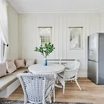 Stunning 3Bd Flat Near Chelsea Football Club