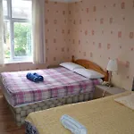 Nice 3 Bedroom Apartment - Ealing