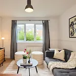 The Hackney Place - Spacious 1Bdr Flat