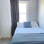 Dalston\'S Rooms