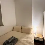 Warm 1-Bedroom London Apartment