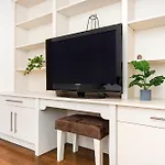 Central 2 Bed Maissonette