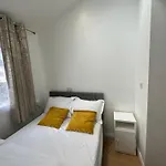 Smart Cosy/Small Double Room In Oakridge Road Bromley