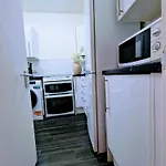 1 Bedroom Flat London