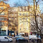 Arcore Premium Apartments Golden Square