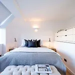 Arcore Premium Apartments Golden Square
