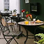 Sonder Chelsea Green