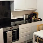Cosmopolitan Comfort Private Bedrooms In Euston 106