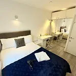 Downtown Chic Private Bedrooms In King\'S Cross 4
