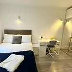 Downtown Chic Private Bedrooms In King\'S Cross 4