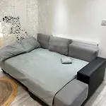 London Charming Bedroom Flat