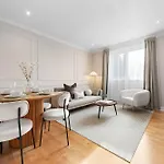 Designer Home In Central London