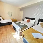 Charming 2 Bedroom Flat In Kensington High Street
