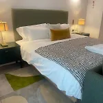 Chamber St Apartments