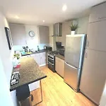 Entire Lovely Central London Flat