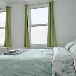 Cosy Rooms Near Canary Wharf & The O2