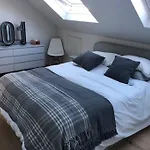 Stunning Modern Large 5 Bed House Willesden