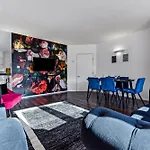 Charming And Modern 2 Bedroom Flat