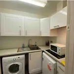 Comfort Bedrooms Near Euston - 161/2