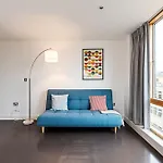 Comfortable Modern Flat In Shoreditch