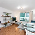 2 Bed 2 Bath Close To Big Ben