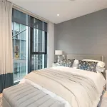 Oxford Street Station Lovely Lux Flat Sleeps Up To 6