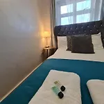 Smart & Bright Apartment