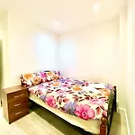 Comfortable One Bedroom Flat With Car Park In London