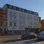 221 Clapham Road Apartments