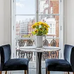 Beautiful One Bedroom Flat In Knightsbridge