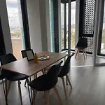 Manhattan Pad By Condokeeper