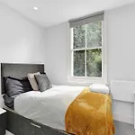 Hackney Suites