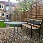 Clarence House 3 Bedrooms 8Min To Station E17 North East London