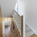 Chelsea Maisonette