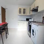 Solo Rooms