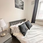 Double And Single Rooms In Bromley By Bow