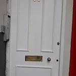 30 Willesden Lane