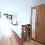London Anayah Apartments