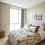 Modern Apartments At Enclave Located In Central London