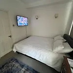 Stunning 2 Bedroom Apartment In Mayfair