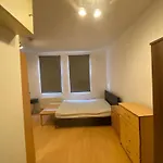Golders Way Rooms
