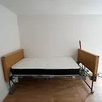 Golders Way Rooms