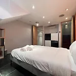 Multi-Award Winning 7 Storey Home - Near Shoreditch