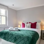 Gorgeous House In Heart Of Notting Hill