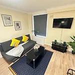 Hyde Park Studio Apartment