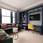 Kensington Luxury - 2 Bedrooms