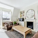 The Baby\'S Breath 2 Bedroom With Patio In Chelsea
